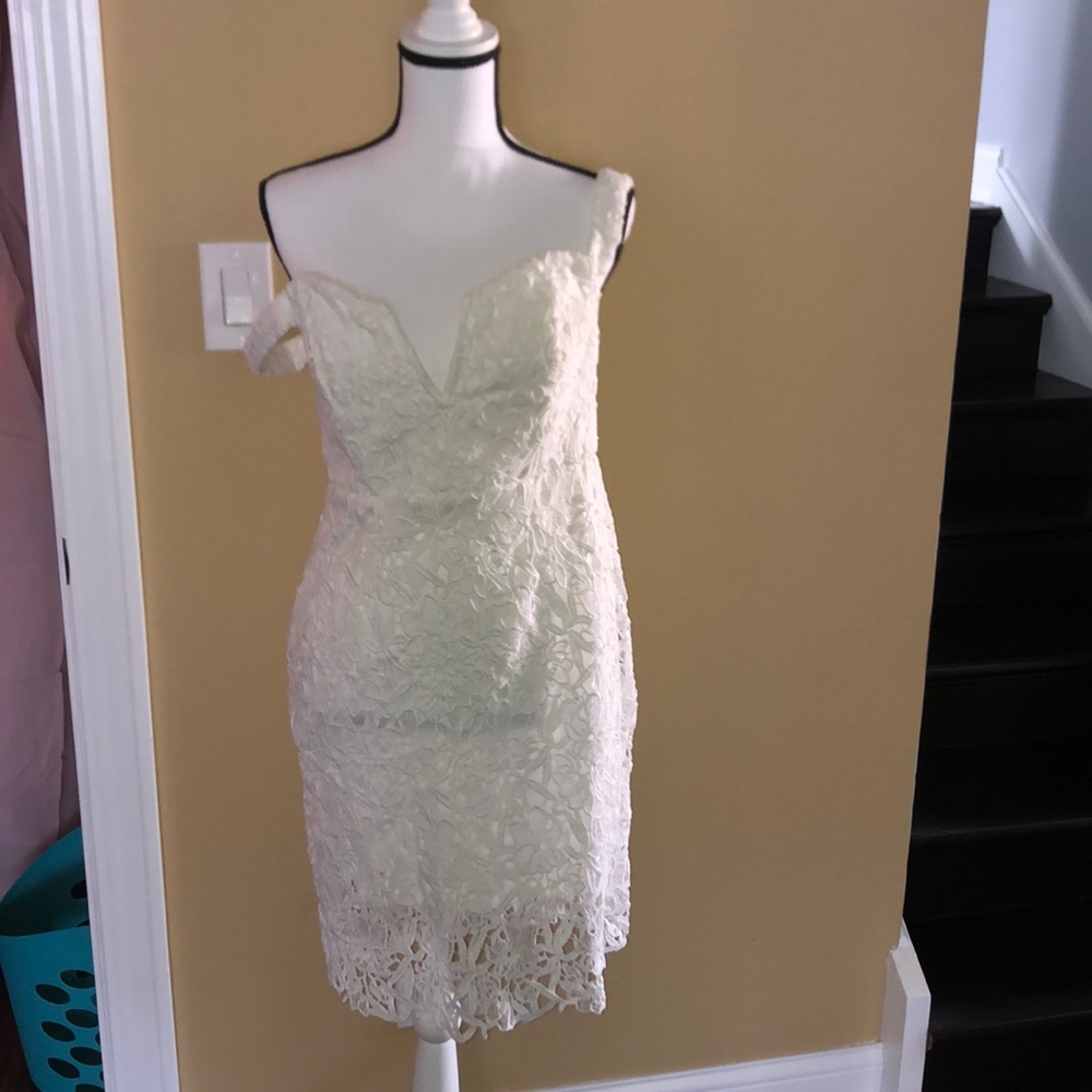 White lace dress